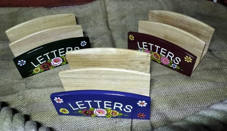 Letter rack